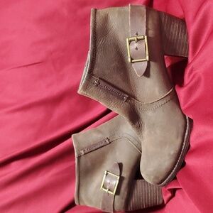 Caterpillar taupe brown heeled ankle boots with buckle detail